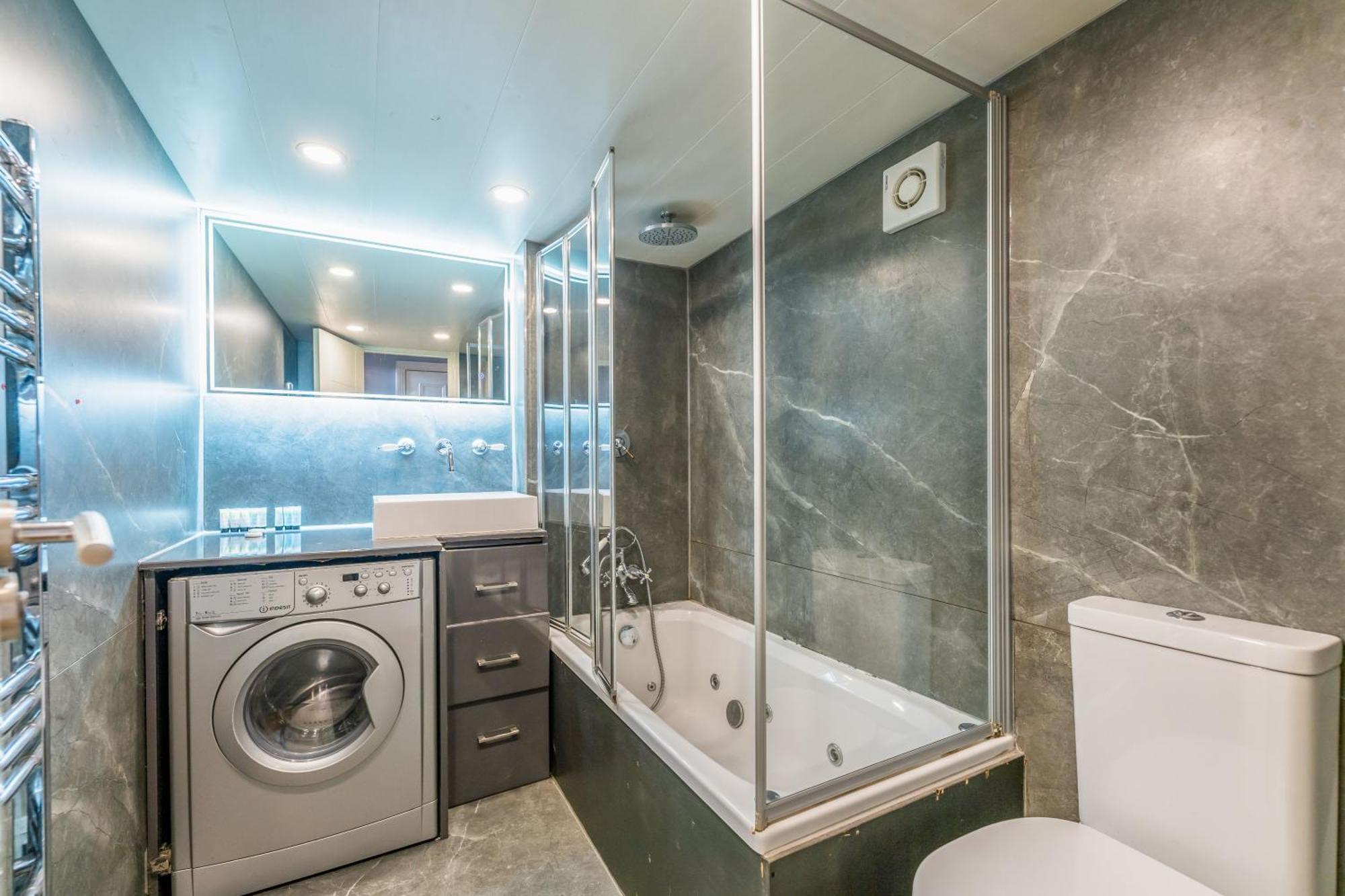 Luxury One Bedroom Flat In Westbourne Terrace Лондон Екстериор снимка